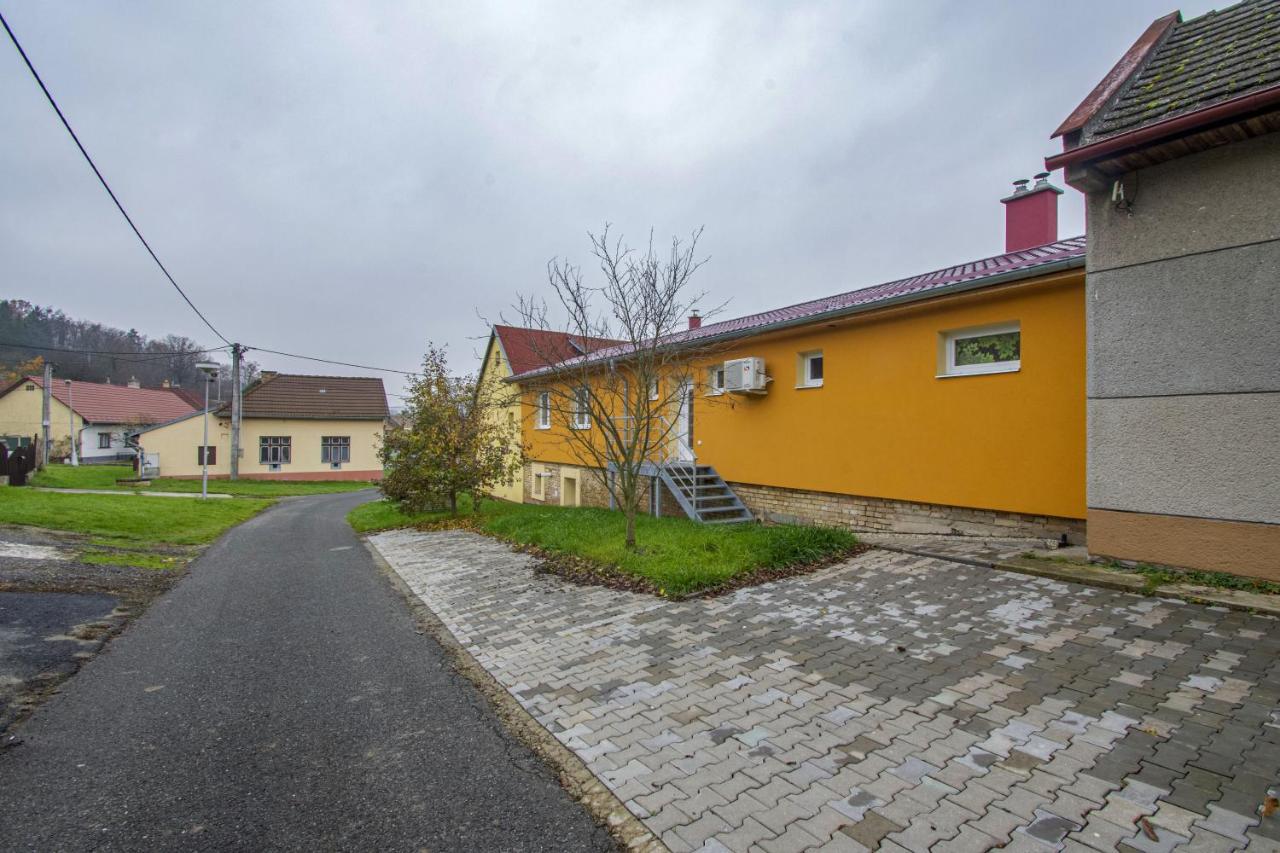 Velky Apartman Zlamanka Kroměříž Екстериор снимка